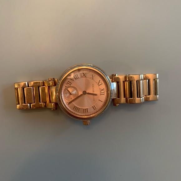 MICHAEL KORS ROSE GOLD WATCH